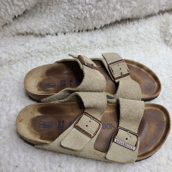 Birkenstock Shoes - Birkenstock Tan Suede Arizona Soft Footbed Sandals sz 37